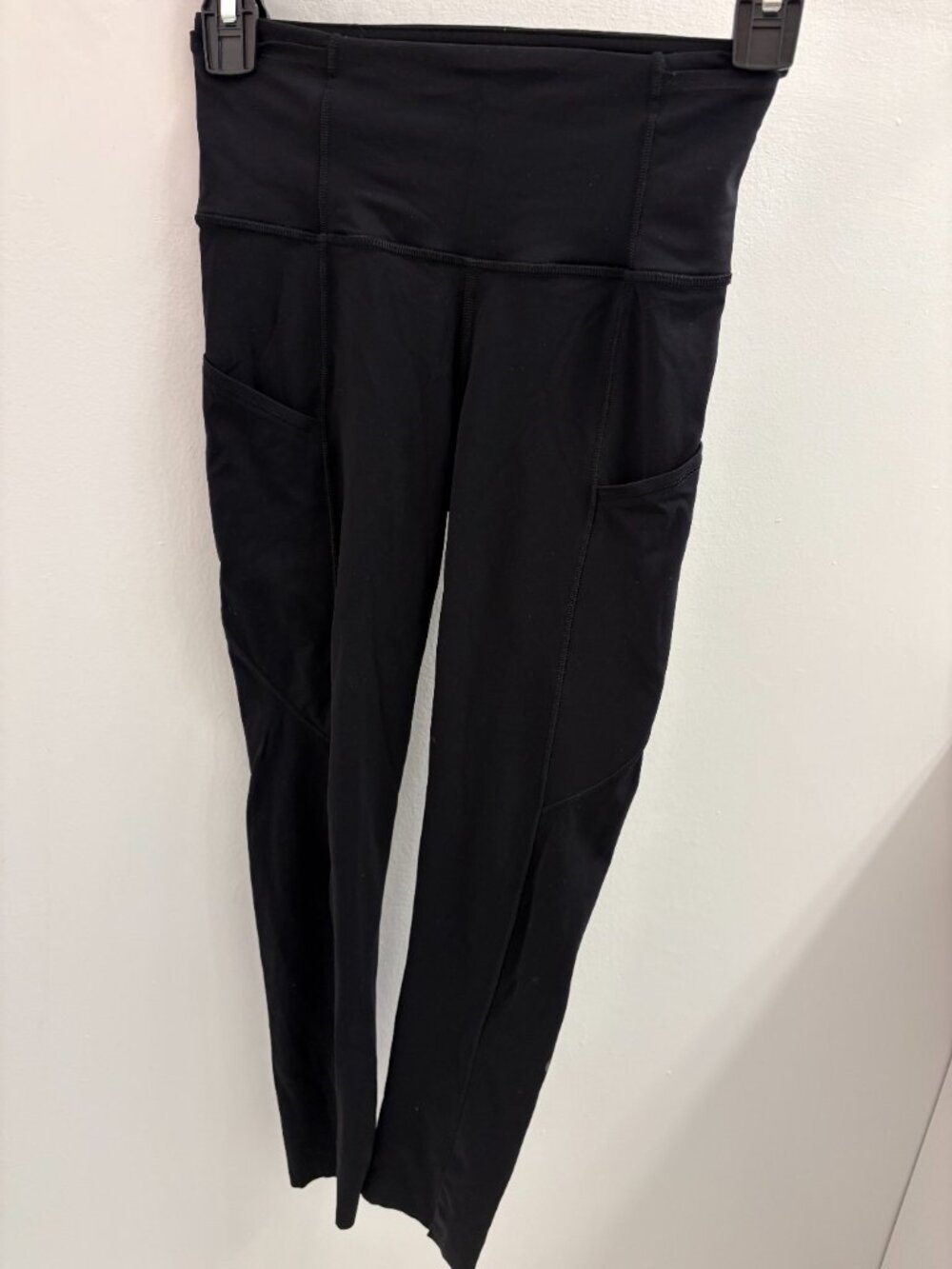 Lululemon Fast and Free HR Crop 23" BLK 2